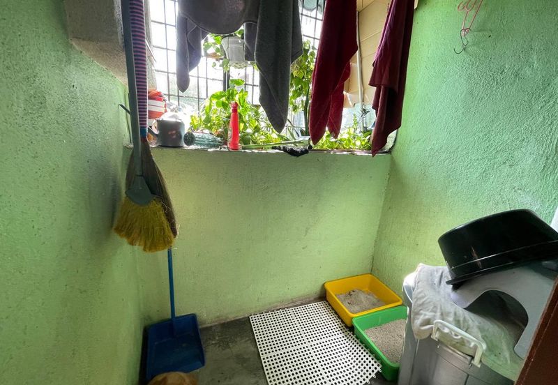 Residensi Warnasari 3