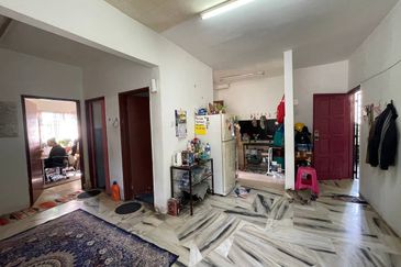 Residensi Warnasari 3