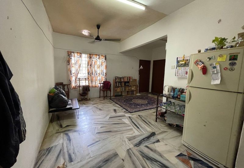 Residensi Warnasari 3