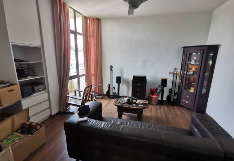 Kristal Court, Seksyen 7