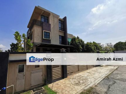 Bungalow Kristal Court Seksyen 7, Shah Alam, Selangor, Shah Alam