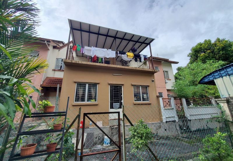 Double Storey Terrace Bukit Subang Denai Alam