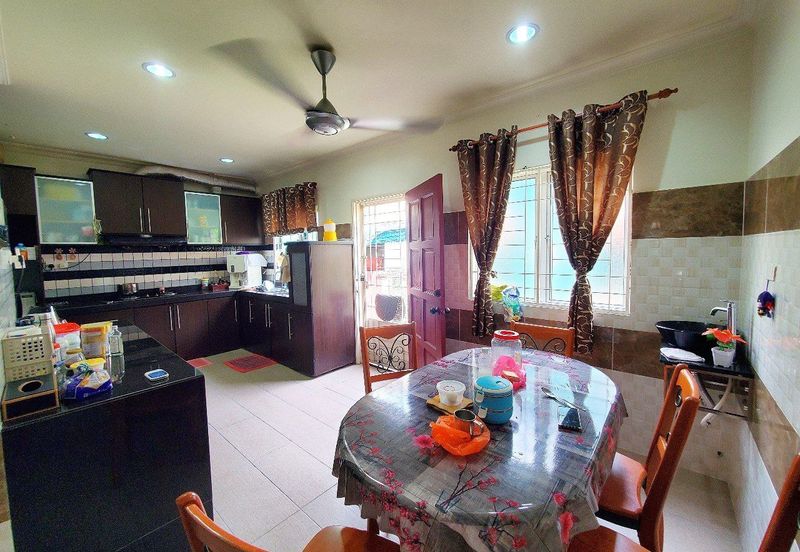 Double Storey Terrace Bukit Subang Denai Alam