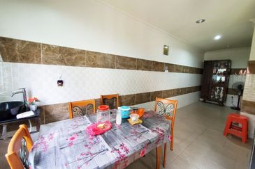 Double Storey Terrace Bukit Subang Denai Alam