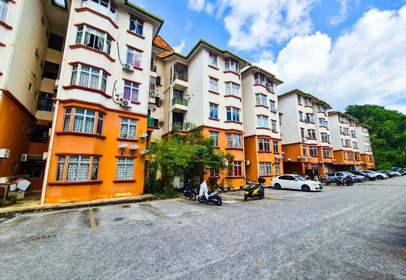 Sri Wira Apartment, Ukay Perdana