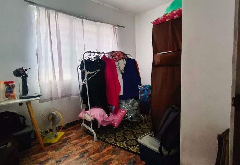 Flat PKNS Seksyen 18 Shah Alam