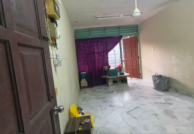 Flat PKNS Seksyen 18 Shah Alam
