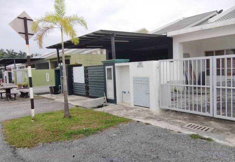 Teres Setingkat Jalan Punai Telok Panglima Garang Kuala Langat