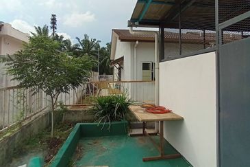 Semi D Setingkat Telok Panglima Garang Kuala Langat
