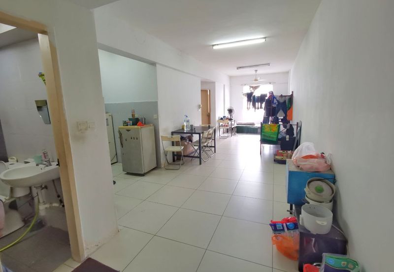 Calisa M @ Calisa Residences