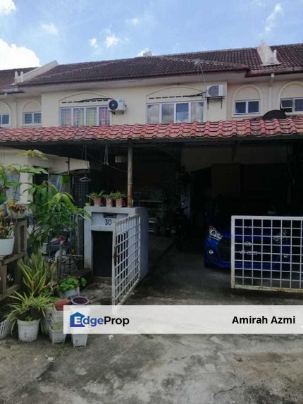 Double Storey Terrace Bandar Seri Ehsan, Banting, Selangor, Banting