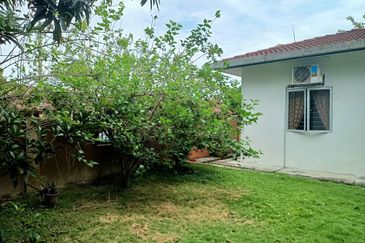 Taman Pinggiran Pelangi