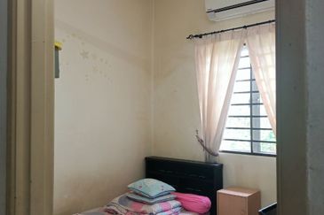 Taman Pinggiran Pelangi