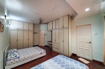 Seksyen 13, Shah Alam