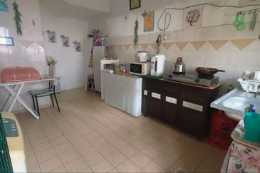 Bandar Baru Salak Tinggi