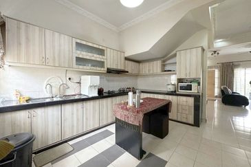 SU3 @ Bandar Saujana Utama