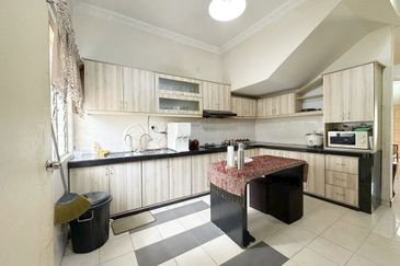 SU3 @ Bandar Saujana Utama