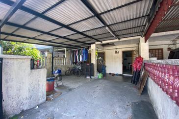 Taman Teluk Gedung Indah