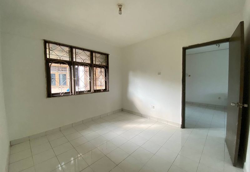 Flat PKNS Seksyen 19