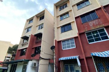 Flat PKNS Seksyen 19