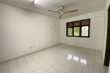 Flat PKNS Seksyen 19