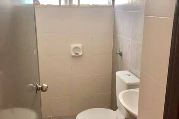 Residensi Warnasari 2