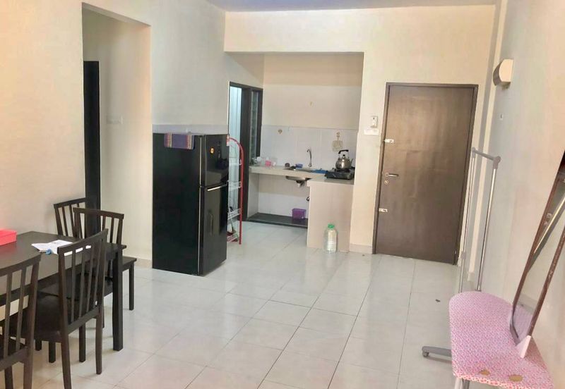 Residensi Warnasari 2