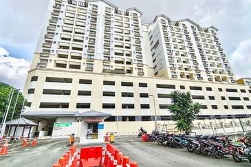 Persanda 3 Apartment