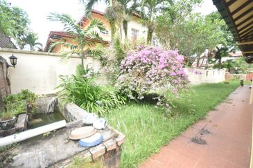 2 Storey Bungalow, Jalan Bidai, Bukit Jelutong, Shah Alam