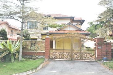 2 Storey Bungalow, Jalan Bidai, Bukit Jelutong, Shah Alam