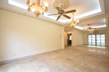 2 Storey Bungalow, Jalan Bidai, Bukit Jelutong, Shah Alam