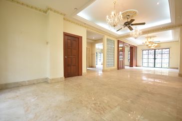 2 Storey Bungalow, Jalan Bidai, Bukit Jelutong, Shah Alam