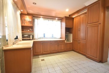 2 Storey Bungalow, Jalan Bidai, Bukit Jelutong, Shah Alam