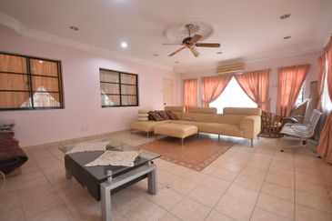 2 Storey Bungalow, Jalan Bidai, Bukit Jelutong, Shah Alam