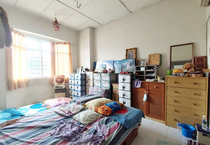 Tasik Heights Apartment