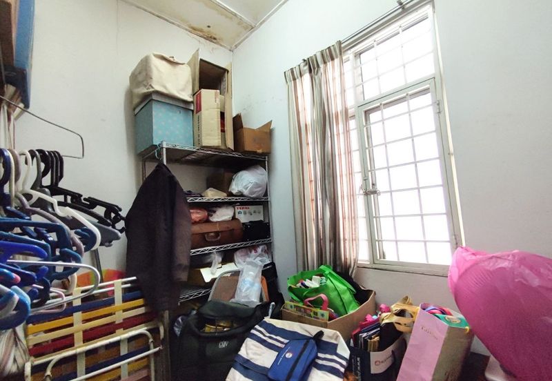 Tasik Heights Apartment