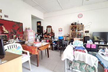 Tasik Heights Apartment