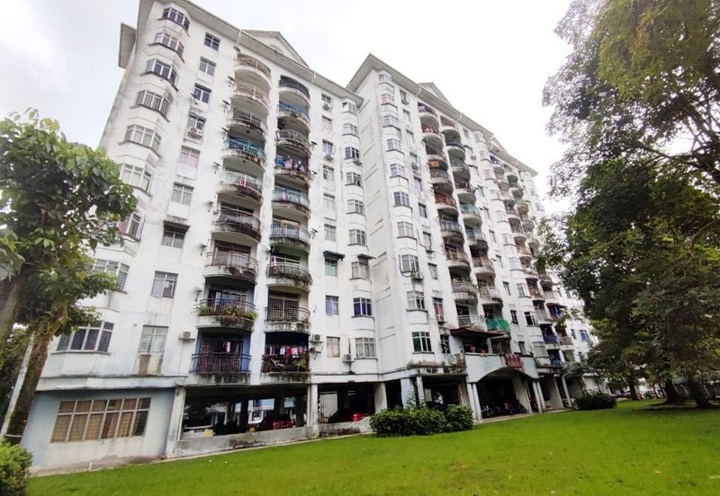 Tasik Heights Apartment