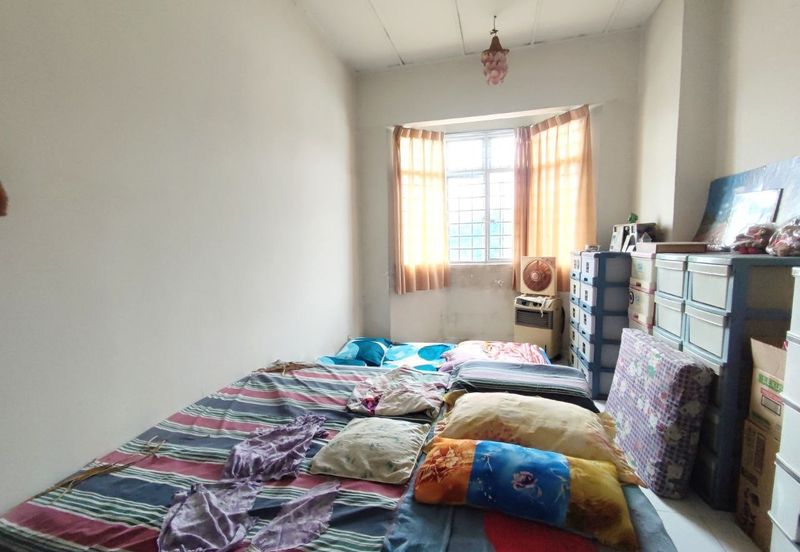 Tasik Heights Apartment