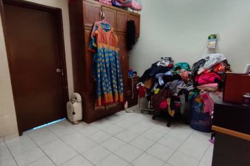 Double Storey Terrace House Taman Bukit Subang Shah Alam