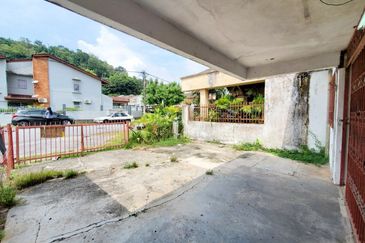 Facing Open Single Storey Terrace House Taman Melawati Ampang Ulu Kelang Kuala Lumpur