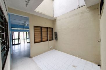 Facing Open Single Storey Terrace House Taman Melawati Ampang Ulu Kelang Kuala Lumpur