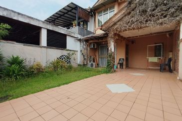 Sungai Buloh Country Resort