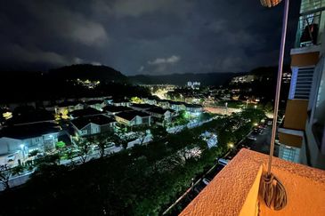 Residensi Bistaria, Ukay Bistari