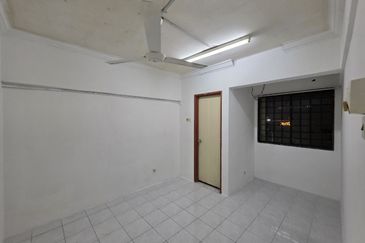 Pangsapuri Perdana, Seksyen 13