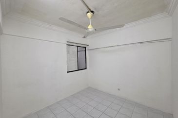 Pangsapuri Perdana, Seksyen 13