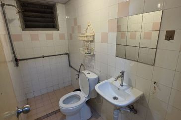 Pangsapuri Perdana, Seksyen 13