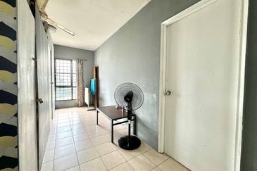 Pusat Komersial Seksyen 7