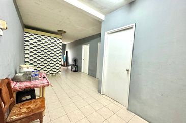 Pusat Komersial Seksyen 7