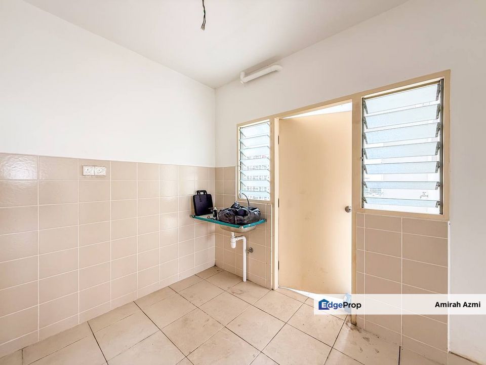 De Bayu Apartment Setia Alam Shah Alam, Selangor, Shah Alam